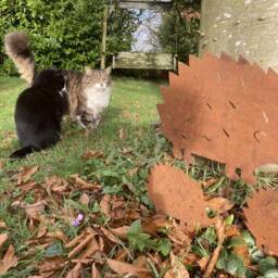 Set Of 3 Metal Rusty Hedgehog Silhouette Garden Art Stakes/Spikes Ornament - thumbnail 3