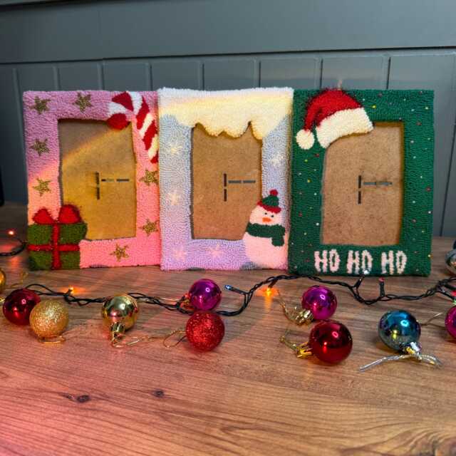 Handmade Christmas Punch Needle Picture Frame - Xmas Home Decor 4X6 Wall Art Tufted Photo Gift - image 1