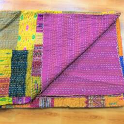 Handmade Yellow Matching Patola Patchwork Knatha Quilt, Kantha Bedspread - thumbnail 4