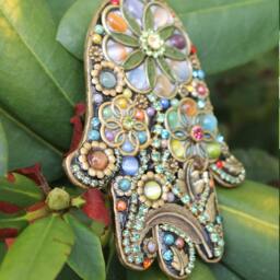 Floral Hamsa Wall Decor 24K Gold Hand Of Fatima With Crystals - thumbnail 3