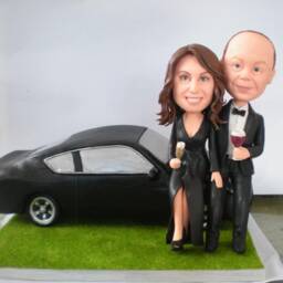 Custom Family Figurine - Bobblehead Statues - thumbnail 2