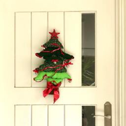 Christmas Tree Door Hanger, Bell Ornament, Handmade in Felt - thumbnail 2