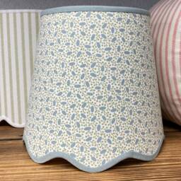 Scallop Lampshade - Pinto Ian Sanderson Natural Scalloped Edges Trim Colours Clip On, Lamp Or Pendant Light - thumbnail 3