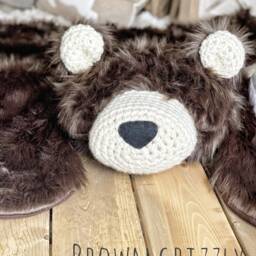 Brown Bear Rug in Faux Fur For Woodland Nursery Decor - thumbnail 3