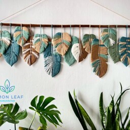 Large Monstera Leaf Macrame Wall Hanging Boho Art - thumbnail 4