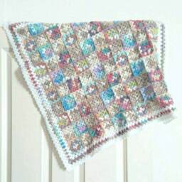 Shabby Chic Crochet Baby Blanket Multicolour Granny Squares - thumbnail 2