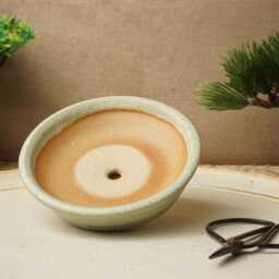 Handmade Green Mame Bonsai Pot. 10cm Diameter, 2.5cm High. G2486.1 - thumbnail 3