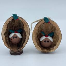 Christmas Pudding in A Nutshell - Handmade Walnut Shell Decoration - thumbnail 3