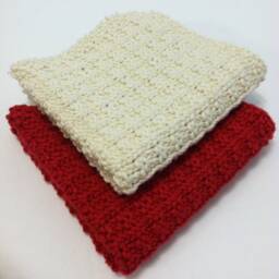 Hand Knit Cotton Wash Cloths in Red & Natural Quiltsy Handmade - thumbnail 3