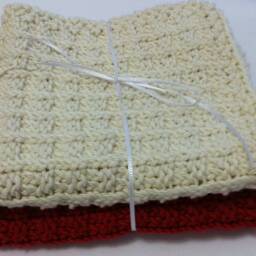 Hand Knit Cotton Wash Cloths in Red & Natural Quiltsy Handmade - thumbnail 4