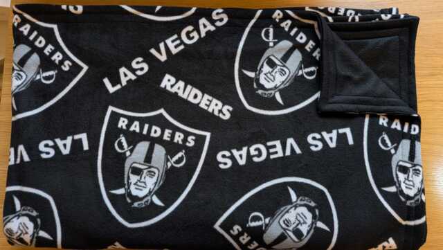 Las Vegas Raiders Fleece Blanket, Throw, Reversible Blanket/Throw - image 1