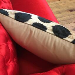 Handwoven Silk Ikat Velvet Pillow Cover Home Decor Ethnic Accent - thumbnail 2