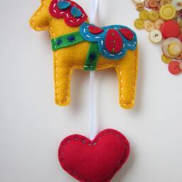 Yellow Dala Horse Wall Hanging - Handmade Swedish Folk Art Plush Eco-Friendly Felt Decoration Personalized Holiday Or Nursery Gift - thumbnail 3