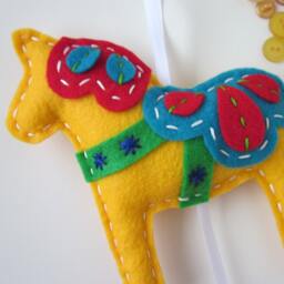Yellow Dala Horse Wall Hanging - Handmade Swedish Folk Art Plush Eco-Friendly Felt Decoration Personalized Holiday Or Nursery Gift - thumbnail 2