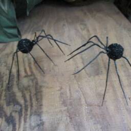 Black Glitter Spider - thumbnail 2