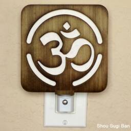 Om Symbol Wood Night Light - Zen Decor - thumbnail 3