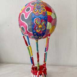 Handmade Pop Art Balloon Sculpture, Acrylic Colors, Ready To Hang - thumbnail 3