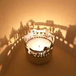 st. Petersburg Skyline Shadow Play - Enchanting Lantern Candle Attachment Perfect Souvenir For Fans - thumbnail 2