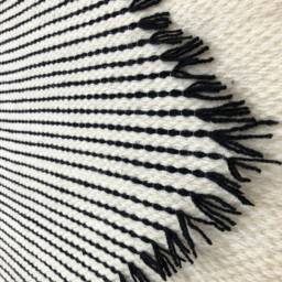 Rombo Black - Handwoven Diamond Tapestry & White Wool Wall Hanging, Boho Decor - thumbnail 3