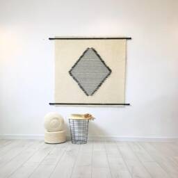 Rombo Black - Handwoven Diamond Tapestry & White Wool Wall Hanging, Boho Decor - thumbnail 2