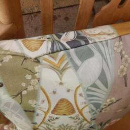 Floral Bee Chateaux Cushion Cover Quality Cotton Pillow - thumbnail 3