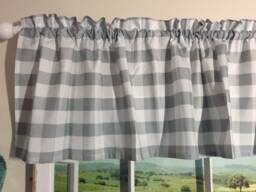Gray Buffalo Checks Valance ~ 40 Inches Wide Ready To Ship - thumbnail 1