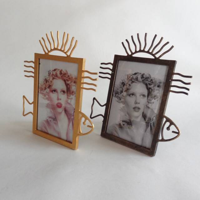 Picture Frame - 4 X 6 Gold Plated Or Antique Patina - image 1