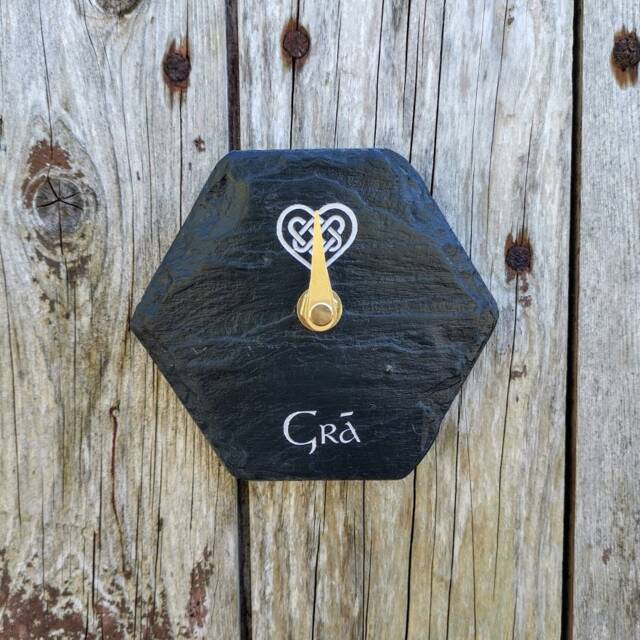 Celtic Knot Slate Clock - Irish Love Gra Wall Decor - image 1
