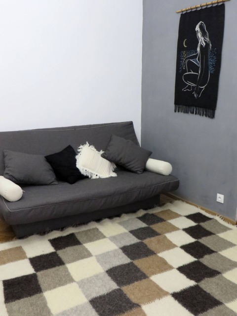 Handwoven Wool Area Rug Scandinavian Modern Carpet - 180x220cm - image 1