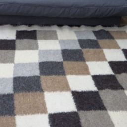 Handwoven Wool Area Rug Scandinavian Modern Carpet - 180x220cm - thumbnail 2
