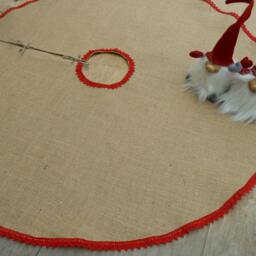 Burlap Christmas Tree Skirt With Red Linen Lace Rustic Farmhouse Holiday Decor - thumbnail 3