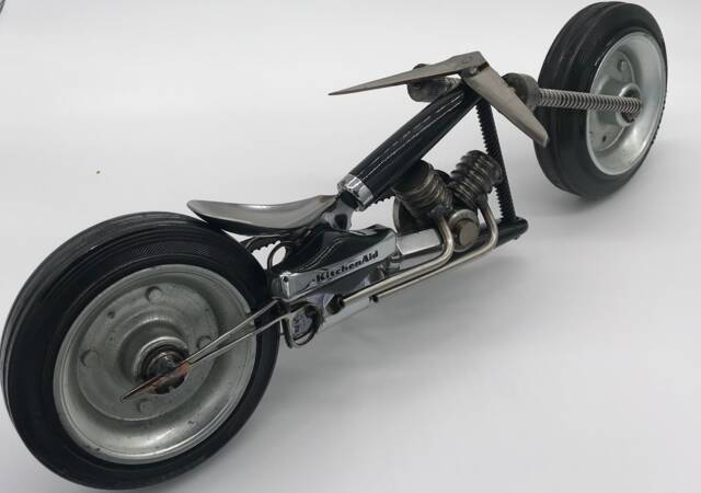Motorcycle Made From Reclaimed Objects-Desktop Chopper - image 1