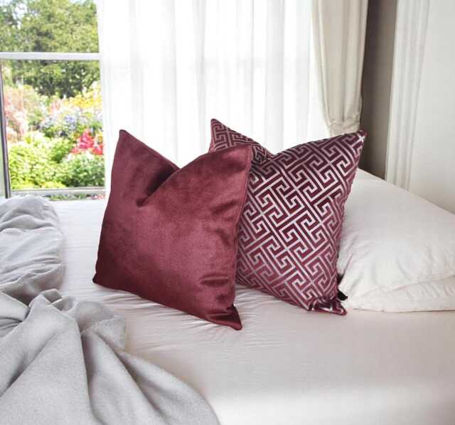 Luxurious Red Velvet Satin Pillow Cover - Classical Pattern Scandinavian Baby Face Soft Fabric - image 1