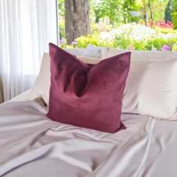 Luxurious Red Velvet Satin Pillow Cover - Classical Pattern Scandinavian Baby Face Soft Fabric - thumbnail 2