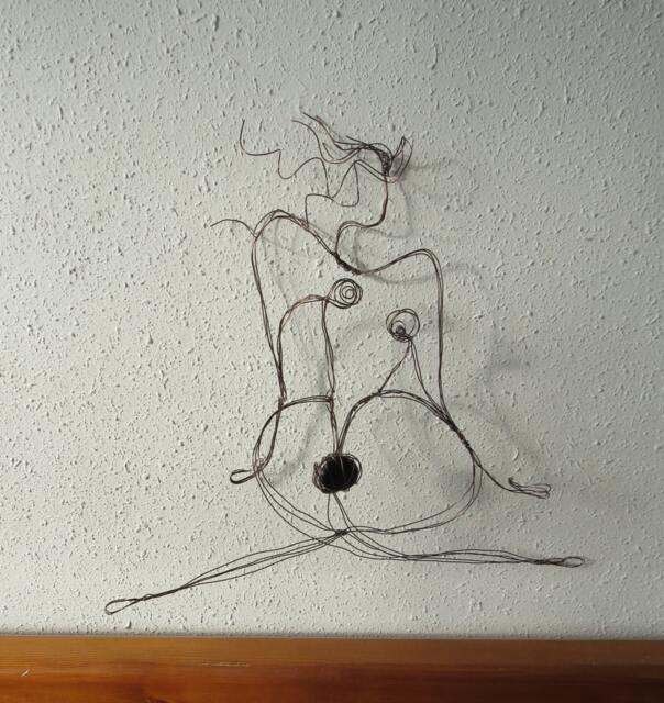 Distance Boyfriend Relationship Gift Soulmate Woman Metal Wire Sculpture Abstract Art Valentine Day Anniversary Wall Hanging - image 1