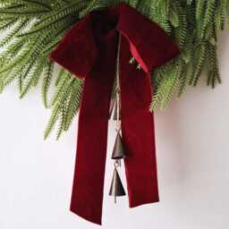 20 Inch/50cm Realistic Norfolk Pine Christmas Wreath Burgundy Velvet Ribbon Bells - thumbnail 3