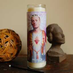 Saint England World Cup Squad Prayer Candle Scented Vegan Soy Wax, 120Hr Burn - thumbnail 1