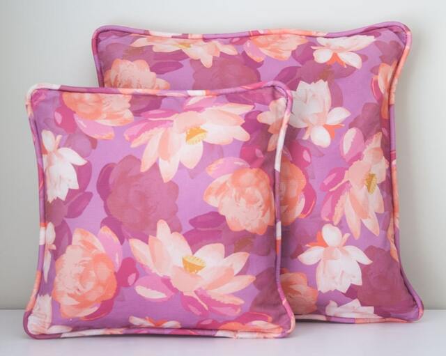 Lotus Blooms - Cushion Parma Violet - image 1