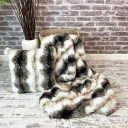 Italian Wolf Faux Fur Throw, Striped Plush Blanket - thumbnail 3