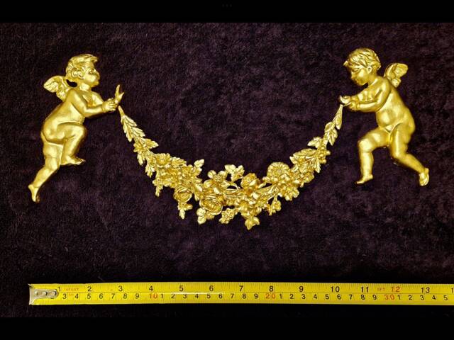 Large Ornate Applique Cherubs Floral Gilt White French Style Decorative Wall Furniture Onlay Moulding Pediment Plastic Decoration - image 1