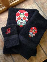 Sugar Skull Bath Towel Set - thumbnail 2