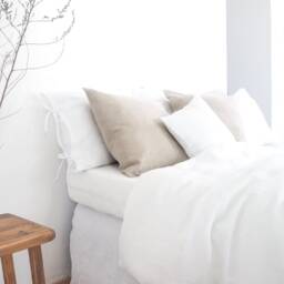 White Linen Duvet Cover - Queen & King Size Bedding, Soft Stonewashed Linen, Eco-Friendly Natural Fabric - thumbnail 2