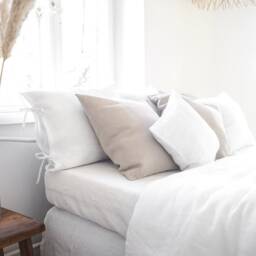 White Linen Duvet Cover - Queen & King Size Bedding, Soft Stonewashed Linen, Eco-Friendly Natural Fabric - thumbnail 3