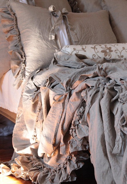 "Ruffled Linen Duvet Cover With Ties, " - image 1