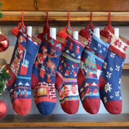 Short Christmas Stocking - Hand Knit 2 - thumbnail 2