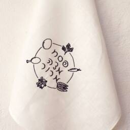 Passover Embroidered Matzah Cover & Tea Towel Set, Ma Nishtana, Pessach, Pesach, Passor Gift, Jewish Home, Jewish Hostess Tradition - thumbnail 2