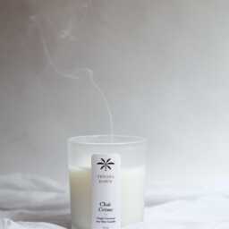 Chai Cr??me Candle, Virgin Coconut Soy Wax Wooden Wick, 4 Oz, 8 Fall Beachy Candle - thumbnail 3