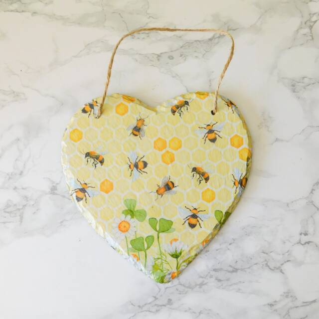 Bee Honeycomb Slate Heart Plaque Daisy Print Wall Art - image 1