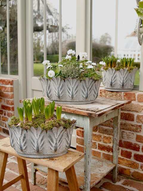 Leaf Metal Planter - image 1