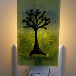 Fused Glass Night Light Tree On Green - thumbnail 2